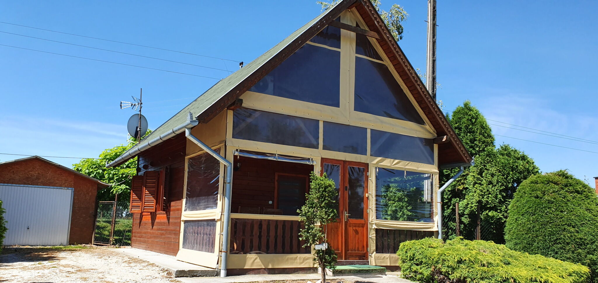 r12119697.jpg