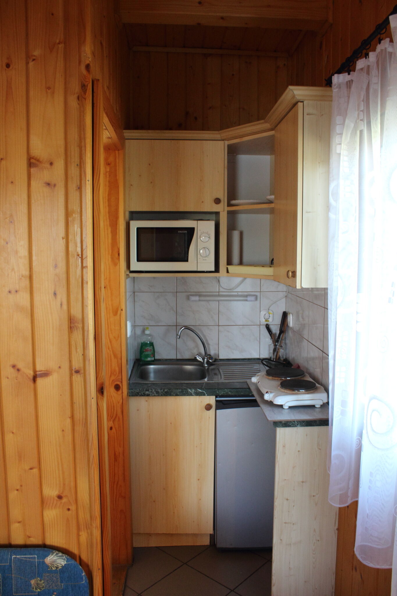 r12119714.jpg