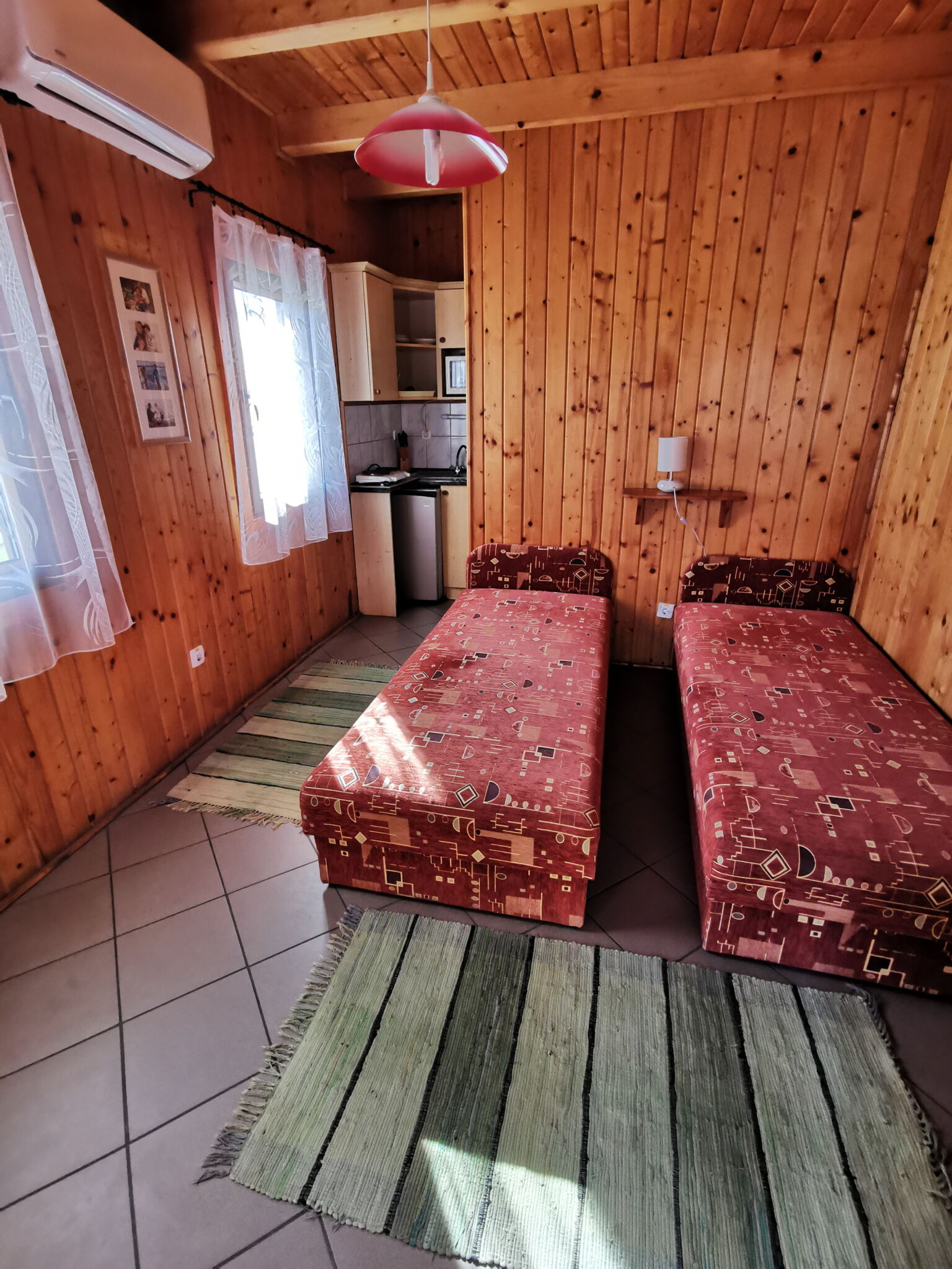 r12119717.jpg