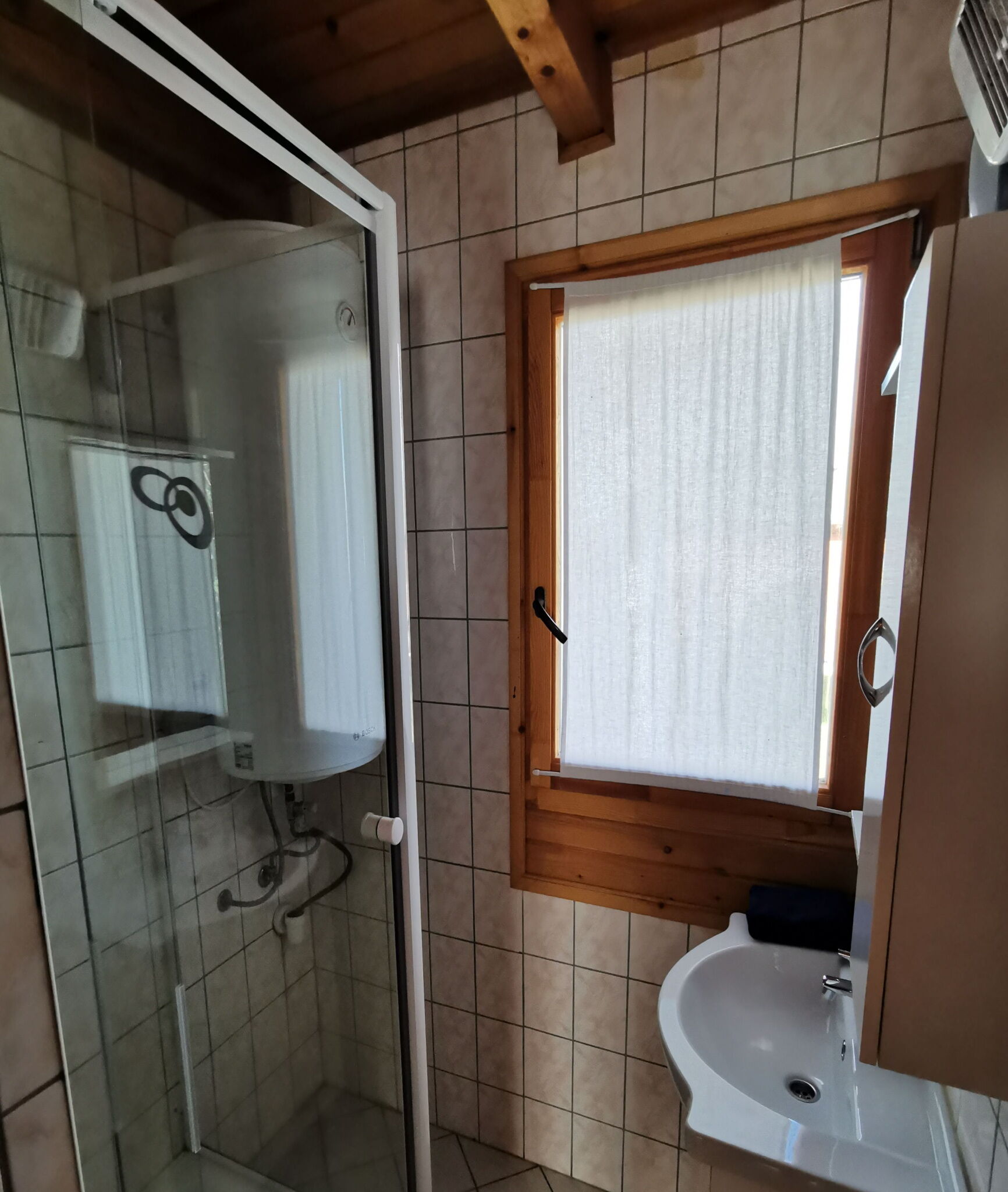 r12119782.jpg